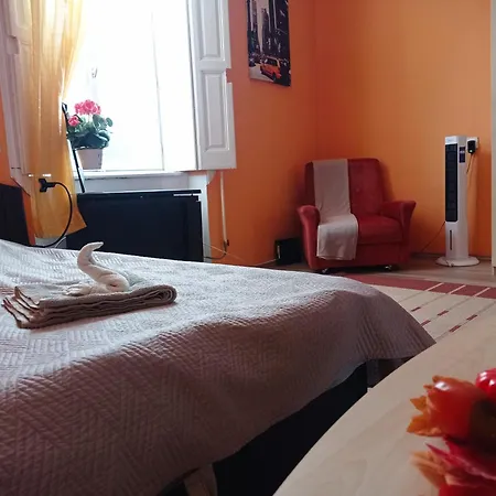 Maros Utcai Apartman *